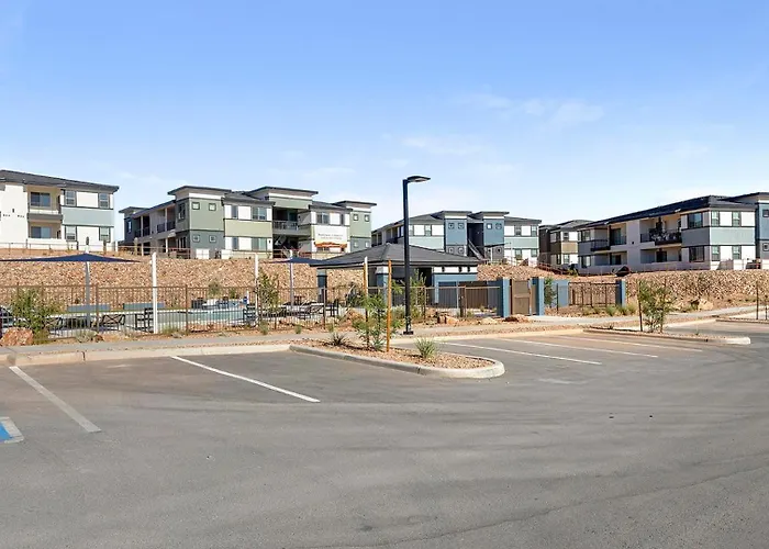 Apartment Landing Beautiful 1Bd Pool *