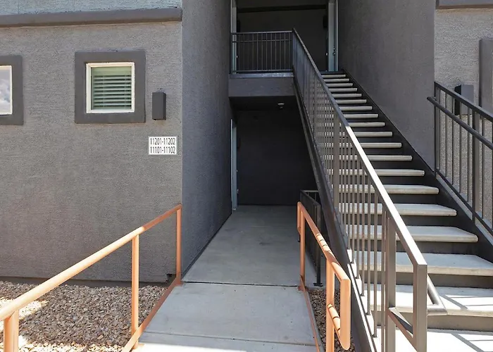 Landing Beautiful 1Bd Pool Apartment Tucson