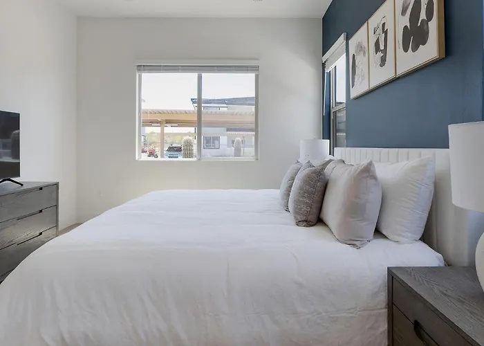Landing Beautiful 1Bd Pool Tucson